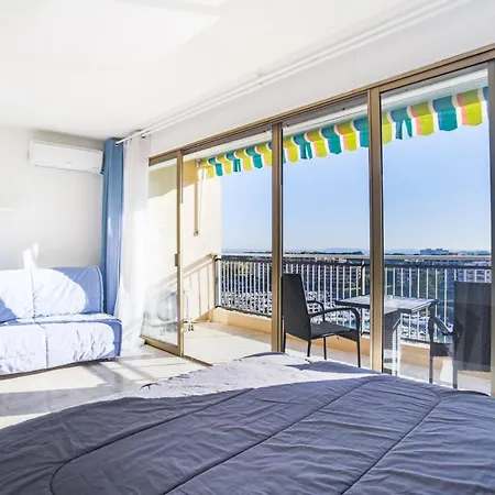 Studio Fonctionnel Vue Marina Apartamento